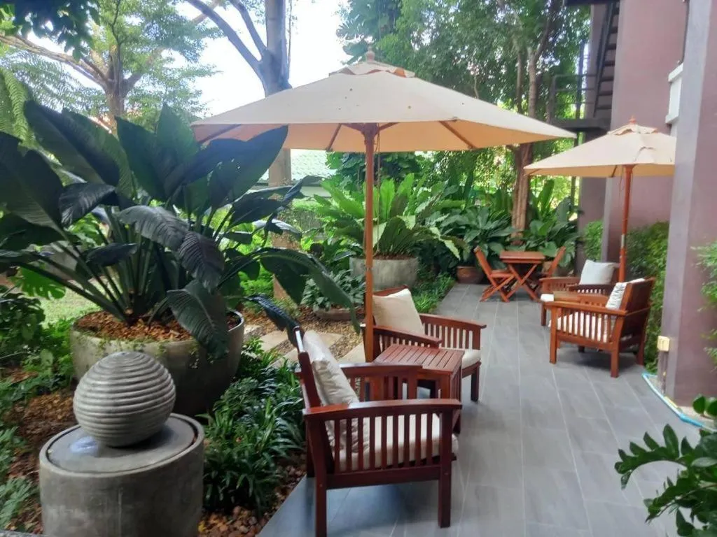 Gasser Park & Residence