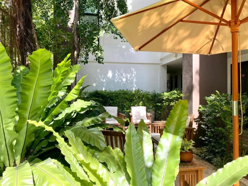 Gasser Park & Residence