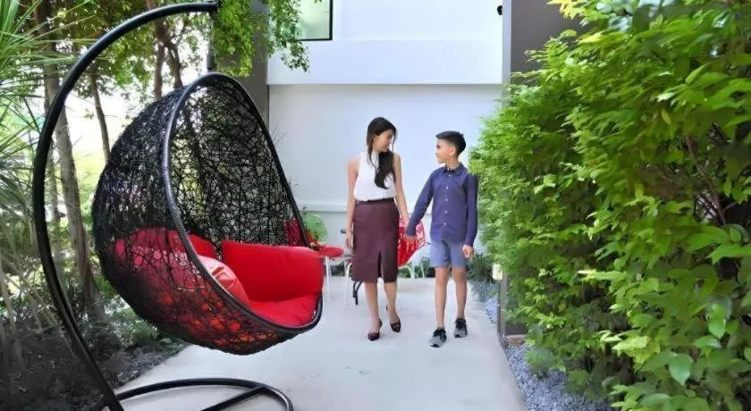 Gasser Park & Residence