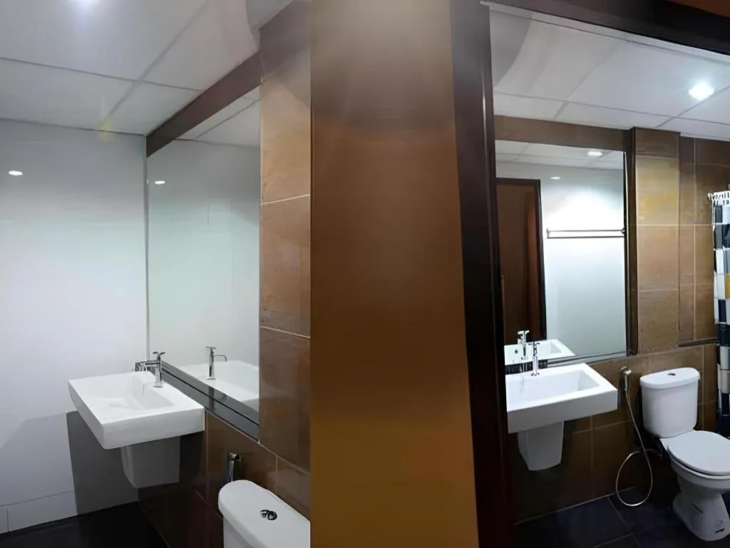 Gasser Park & Residence