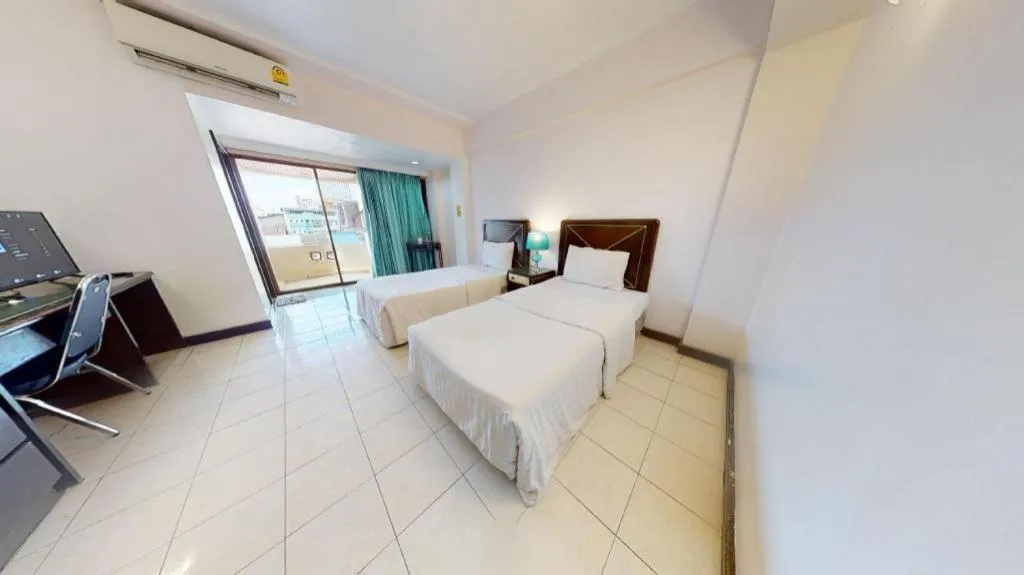 Bed in S.C. Heritage Hotel