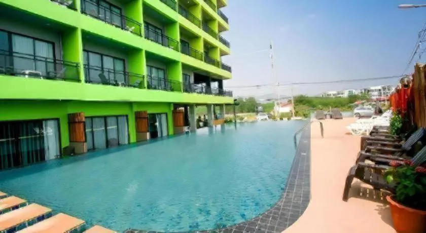 Bullkool Hua Hin Pool Villa