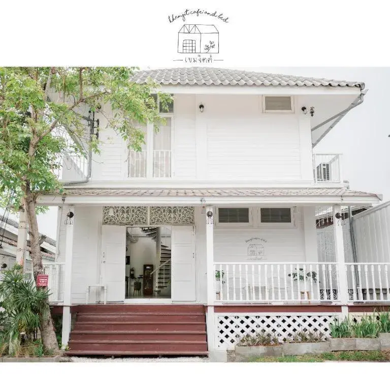 Khemjit cafe' and bed Khemjit cafe' and bed