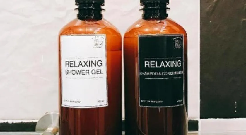 Khemjit cafe' and bed