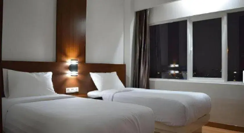 Bed in Horison Kota Lama Semarang Bed in Horison Kota Lama Semarang