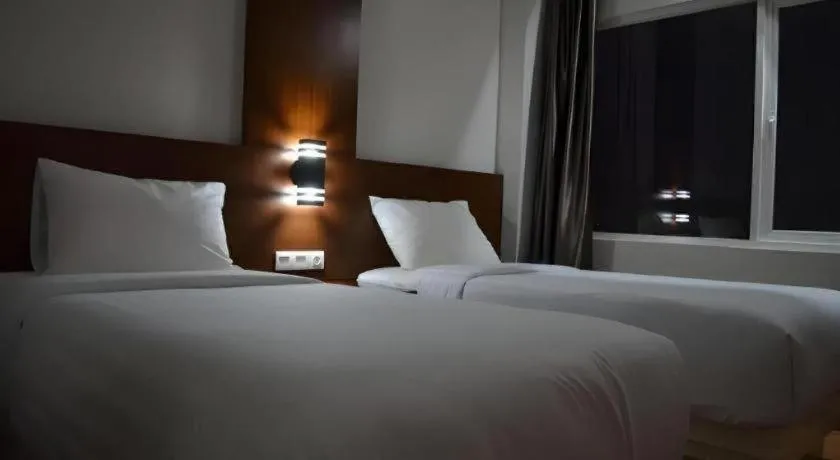 Bed in Horison Kota Lama Semarang