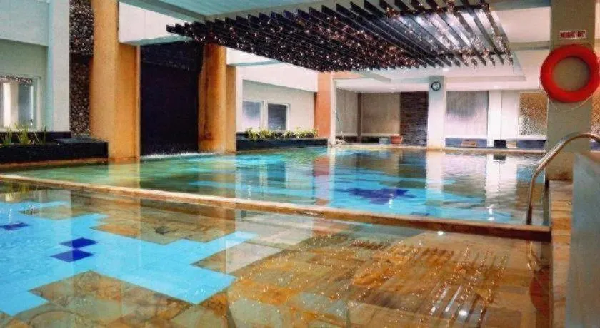 Horison Kota Lama Semarang