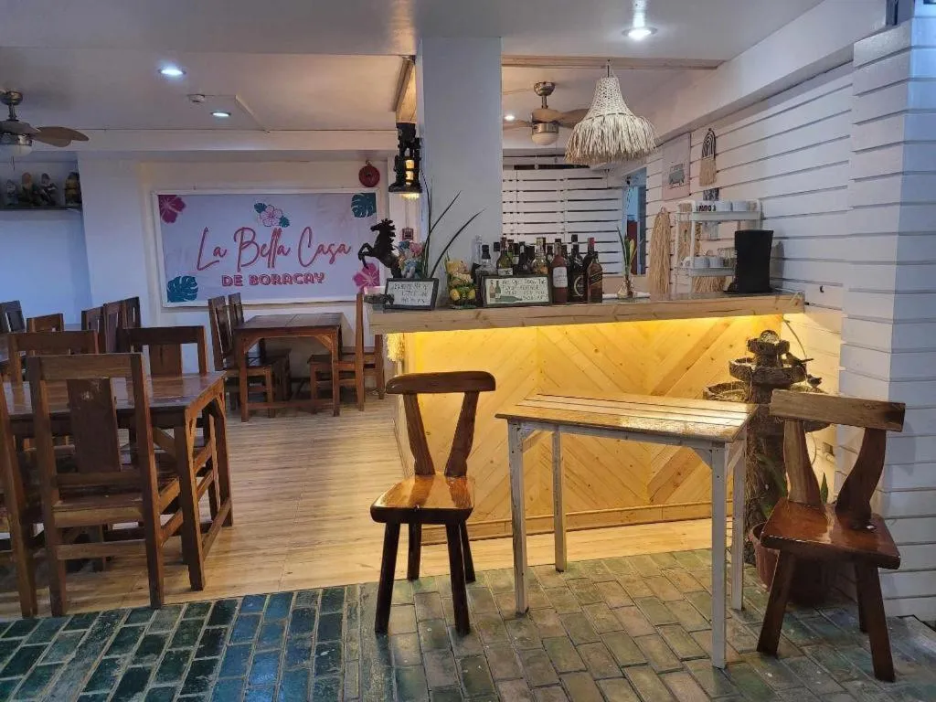 La Bella Casa Boracay Hotel