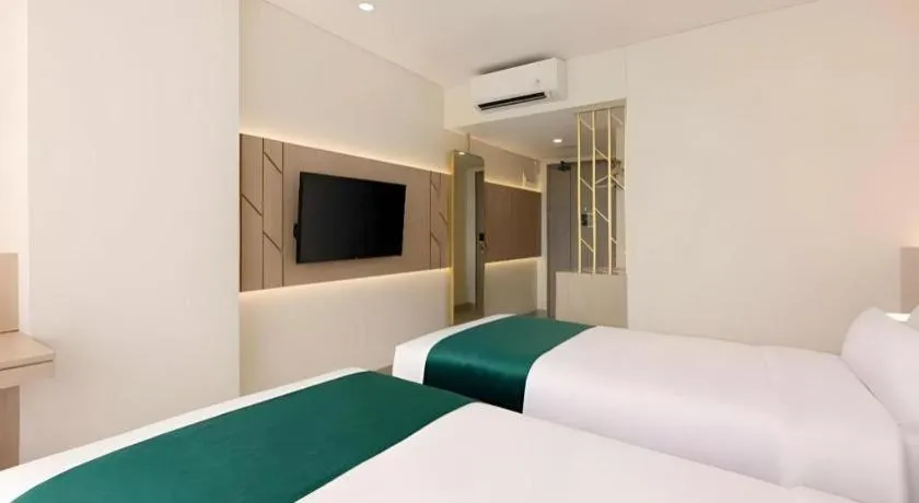 Bed in Elsotel Purwokerto By Daphna Management