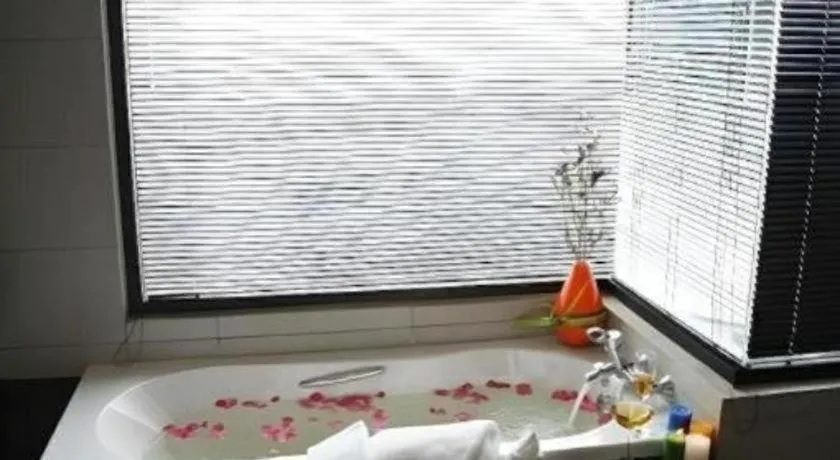 The Sez Hotel Bangsaen