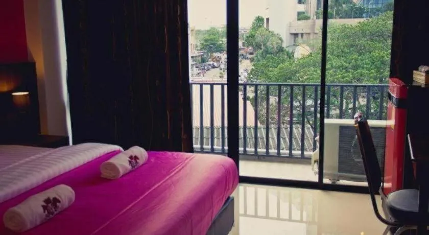 Bed in Chada Veranda Hotel