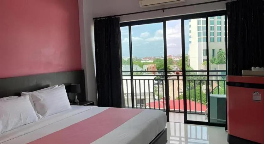 Bed in Chada Veranda Hotel