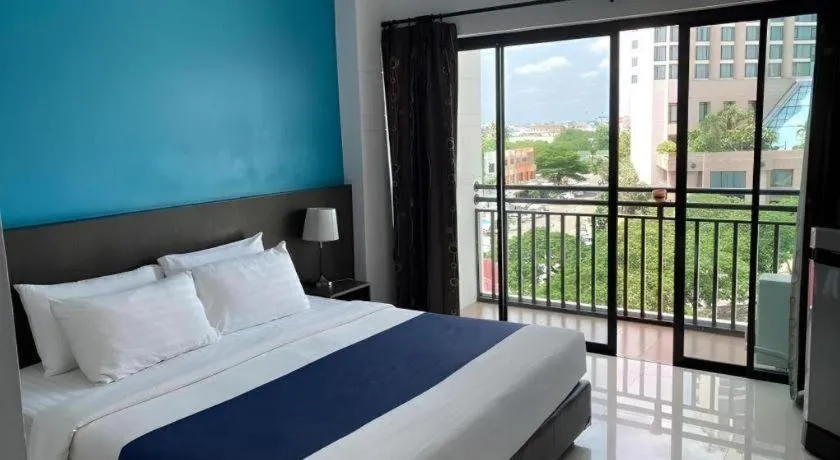 Bed in Chada Veranda Hotel