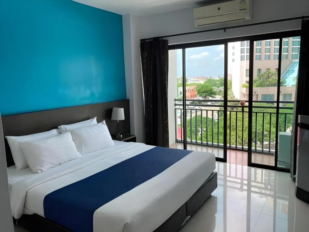 Bed in Chada Veranda Hotel