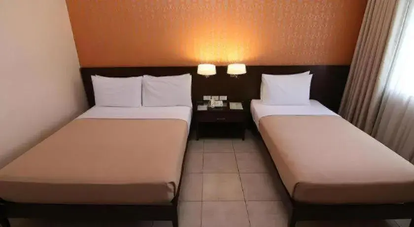 Bed in SMALLVILLE 21 HOTEL Bed in SMALLVILLE 21 HOTEL