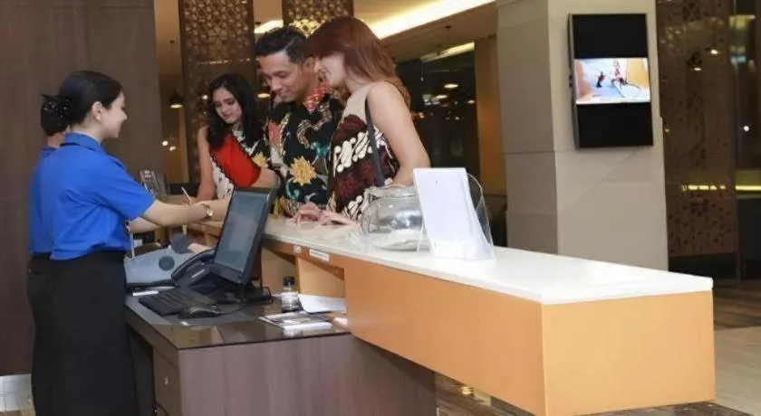 Wing Hotel Kualanamu Airport