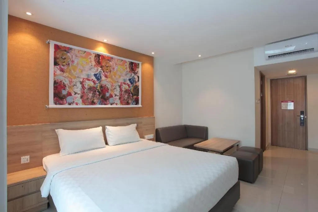 Bed in Wing Hotel Kualanamu Airport