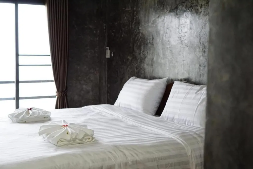 Bed in 101 Tea Green View