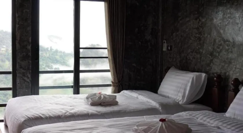 Bed in 101 Tea Green View