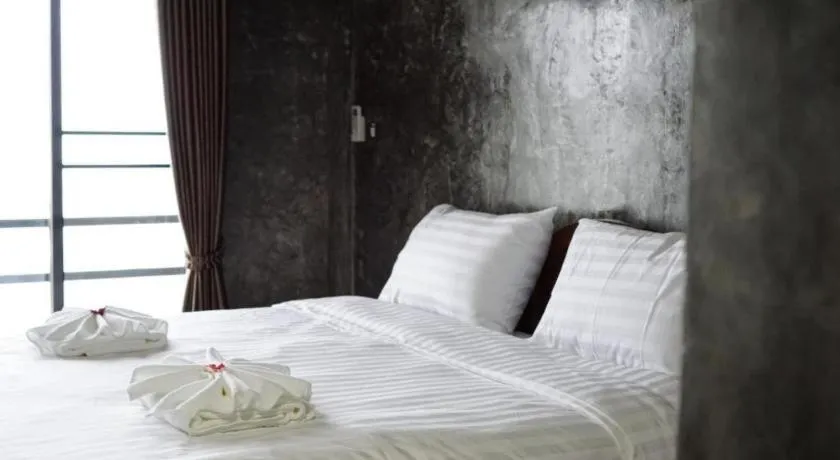 Bed in 101 Tea Green View