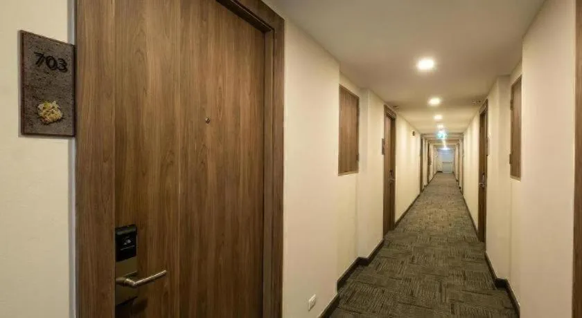 B2 Korat Premier Hotel