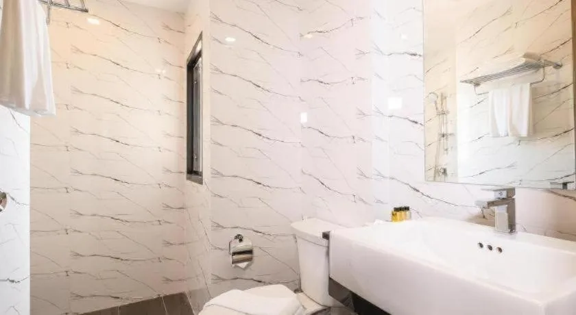 B2 Korat Premier Hotel