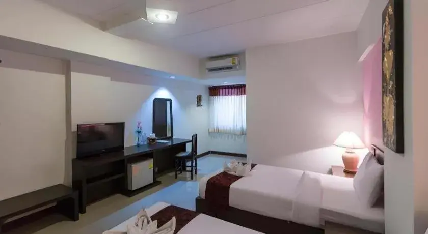 Bed in B2 Chang Phueak Gate Premier Hotel Bed in B2 Chang Phueak Gate Premier Hotel