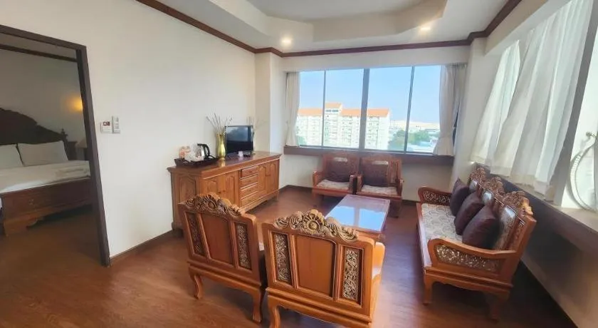 B2 Chang Phueak Gate Premier Hotel