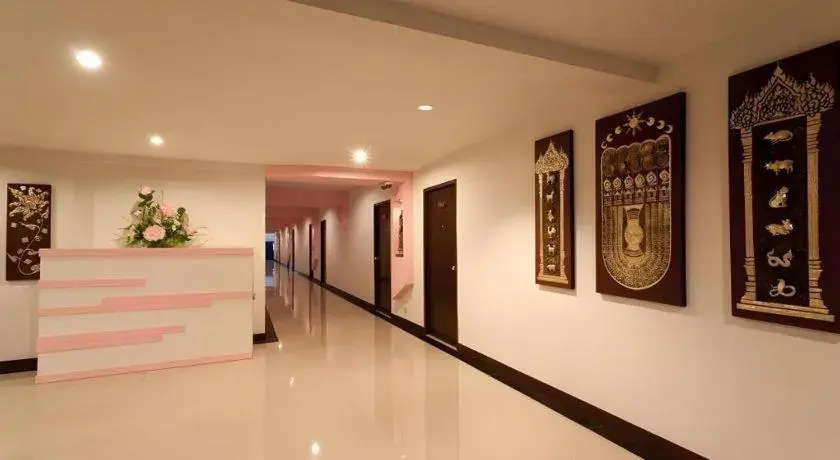 B2 Chang Phueak Gate Premier Hotel B2 Chang Phueak Gate Premier Hotel