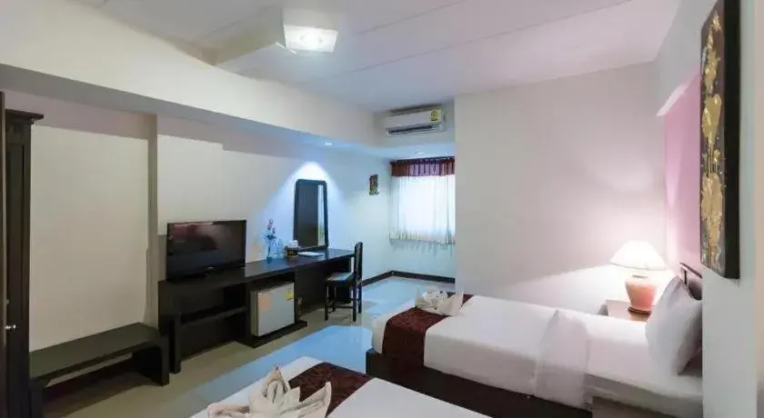 Bed in B2 Chang Phueak Gate Premier Hotel Bed in B2 Chang Phueak Gate Premier Hotel