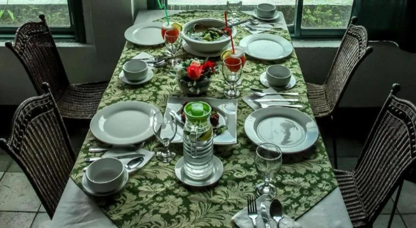 Days Hotel by Wyndham Tagaytay