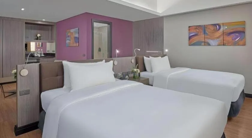 Bed in F1 Hotel Manila