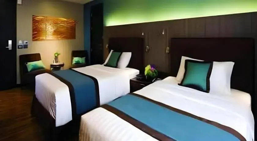 Bed in F1 Hotel Manila Bed in F1 Hotel Manila