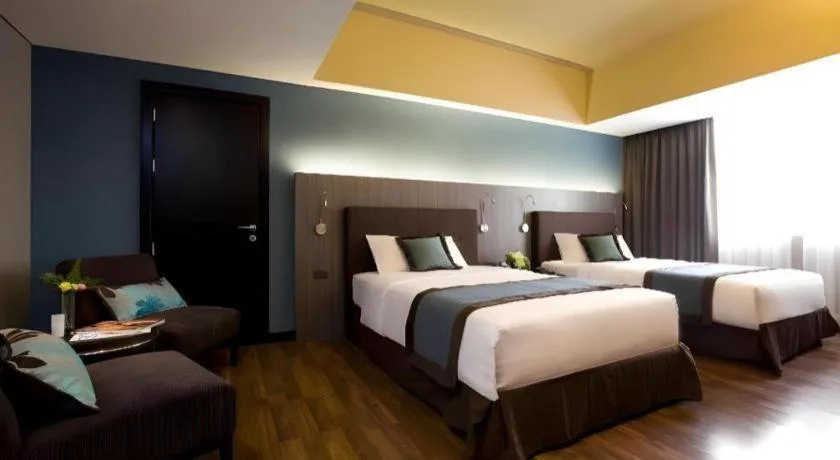 Bed in F1 Hotel Manila