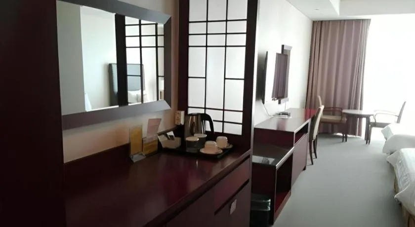 Bed in Hotel Sunshine