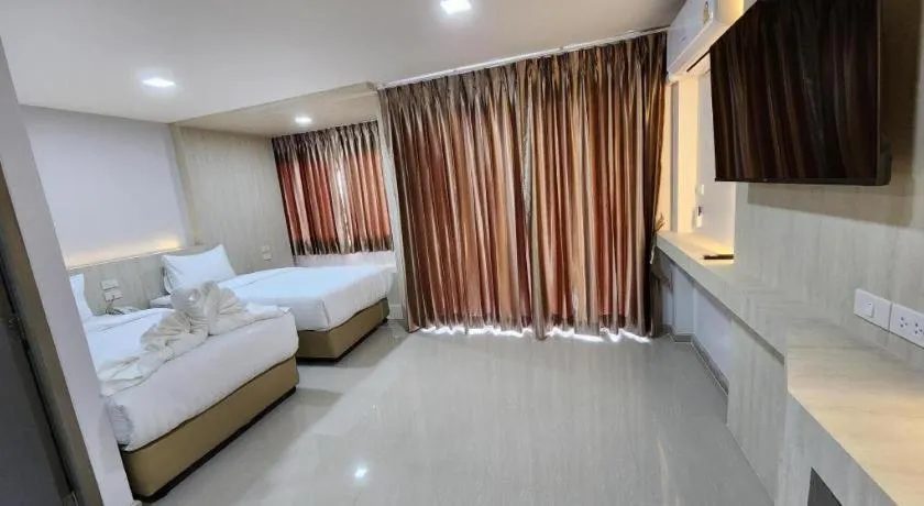 Bed in Sananwan Palace