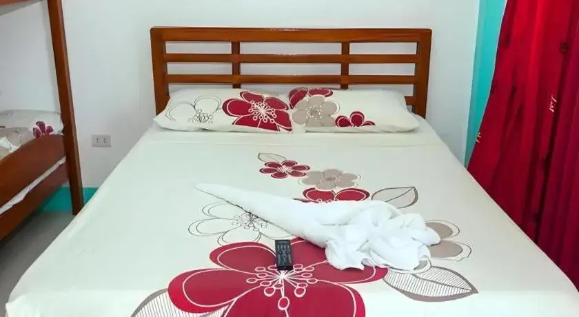 Bed in Palm Grove Saud Holiday Complex Hotel Bed in Palm Grove Saud Holiday Complex Hotel