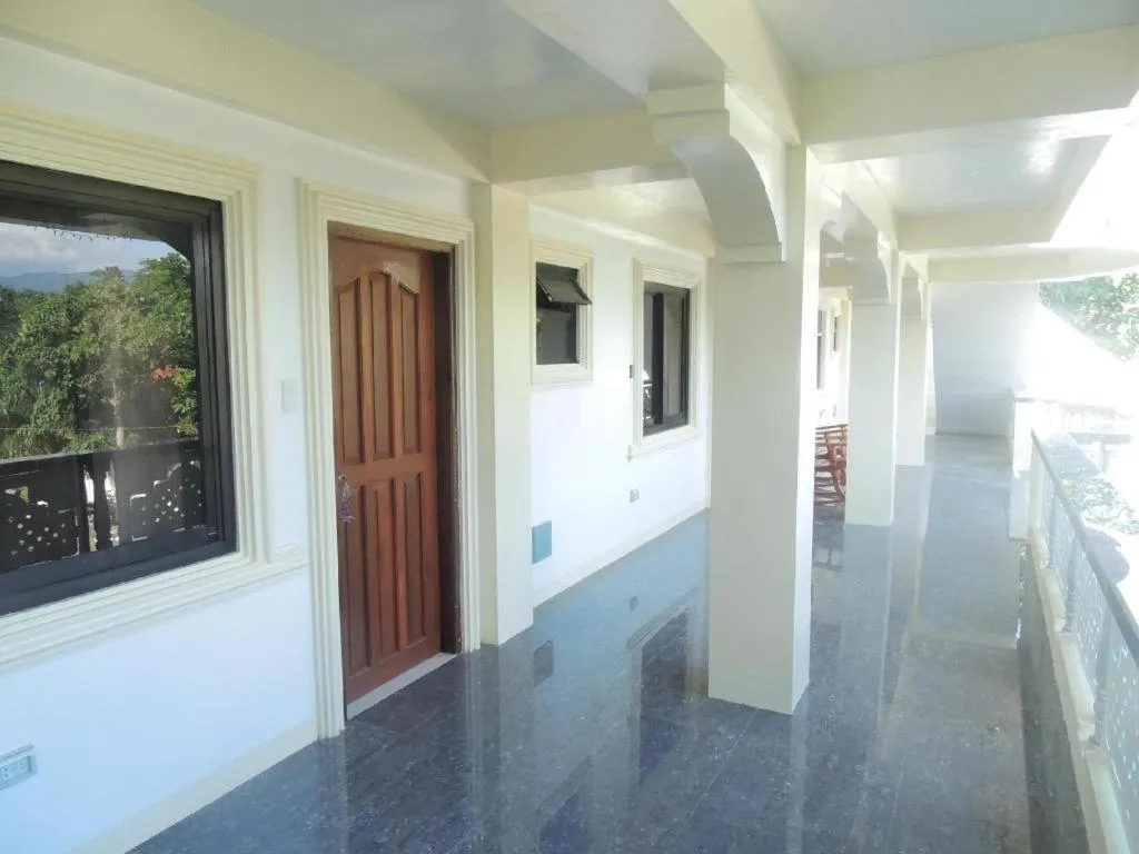 Palm Grove Saud Holiday Complex Hotel