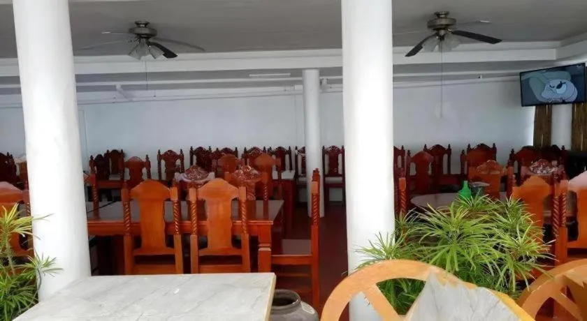 Palm Grove Saud Holiday Complex Hotel