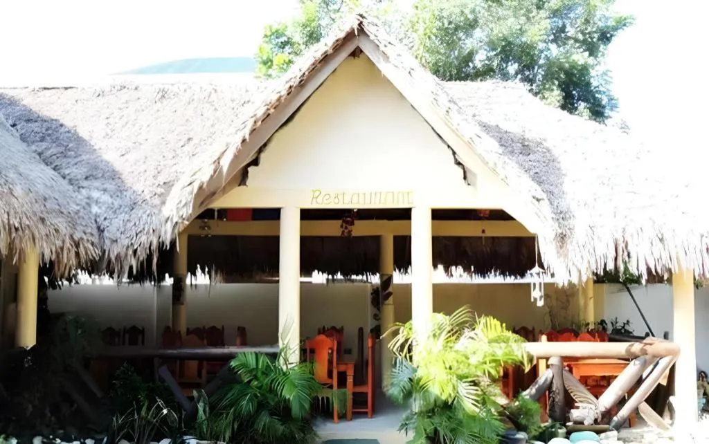 Palm Grove Saud Holiday Complex Hotel