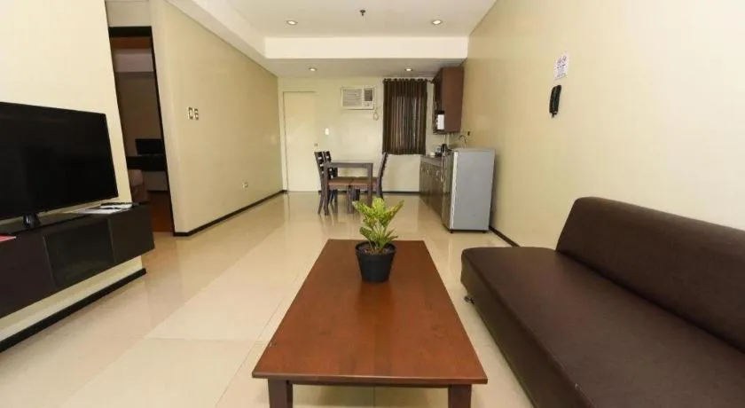 Mallberry Suites Business Hotel