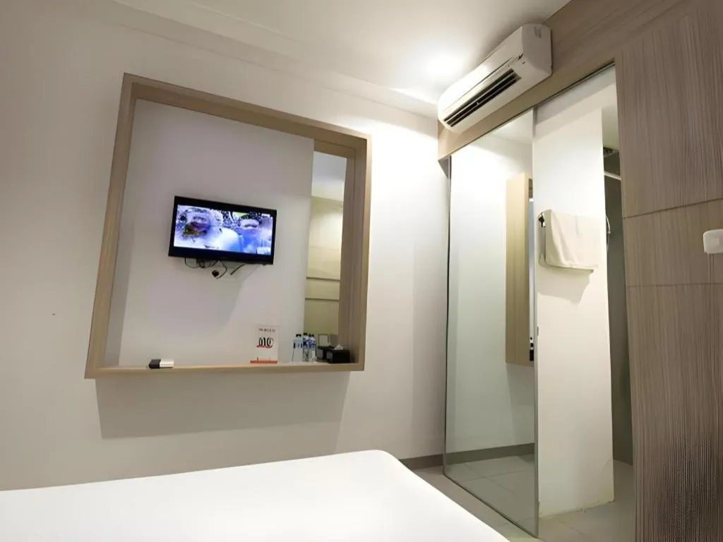 Bed in Casa Living Setiabudi Jakarta