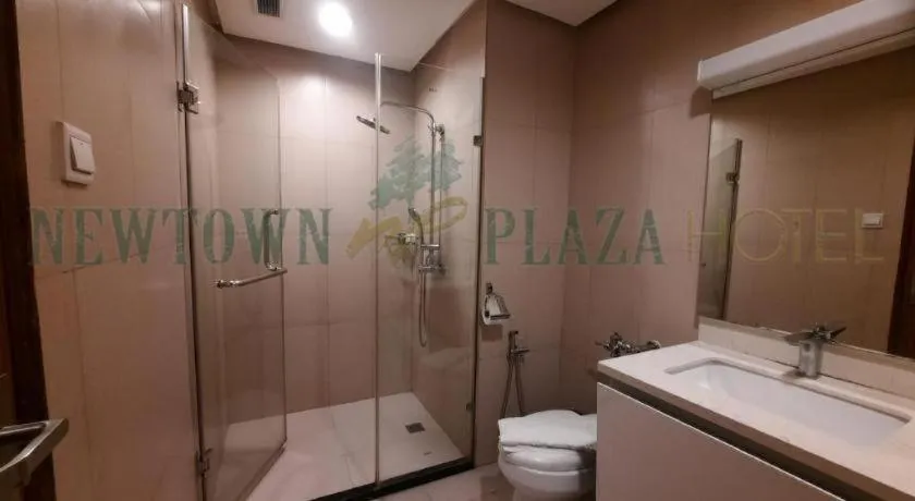Newtown Plaza Hotel