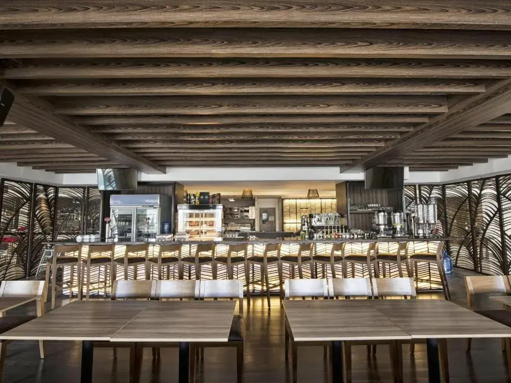 Newtown Plaza Hotel Newtown Plaza Hotel