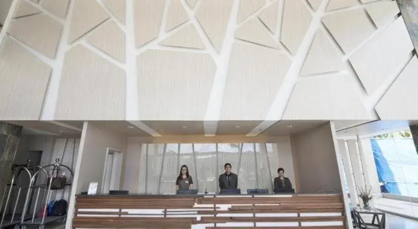 Newtown Plaza Hotel Newtown Plaza Hotel