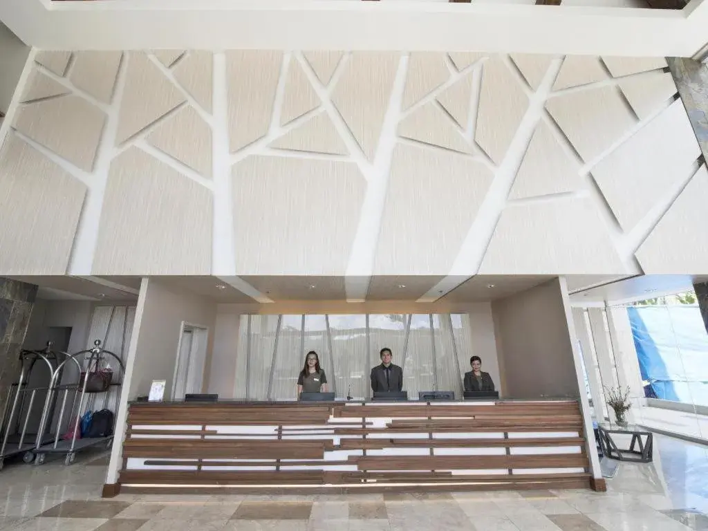 Newtown Plaza Hotel Newtown Plaza Hotel