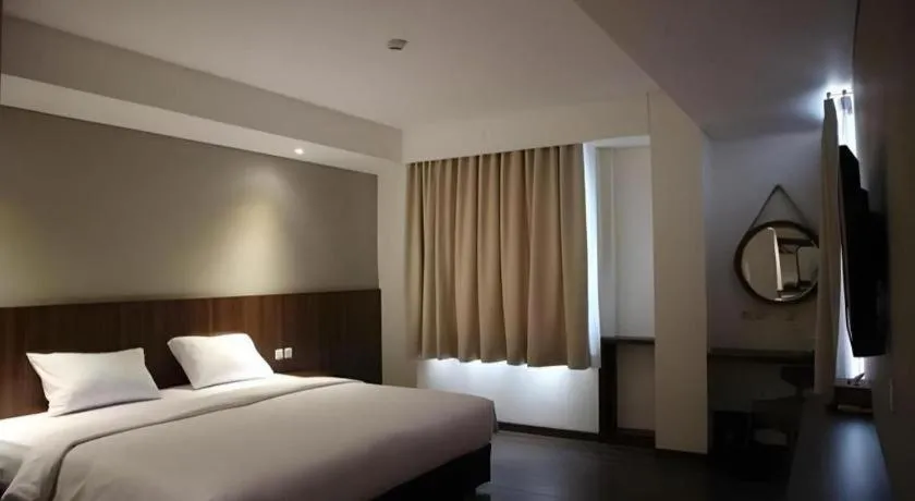 Bed in Bianco Costel