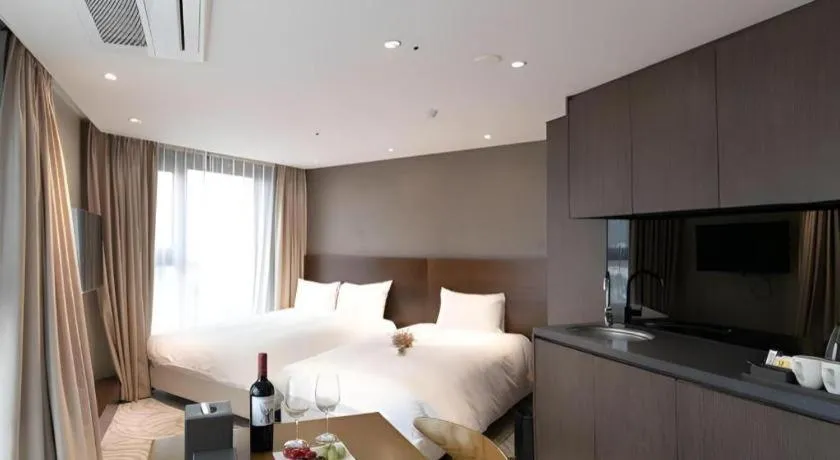 Bed in Ebenezer Hotel