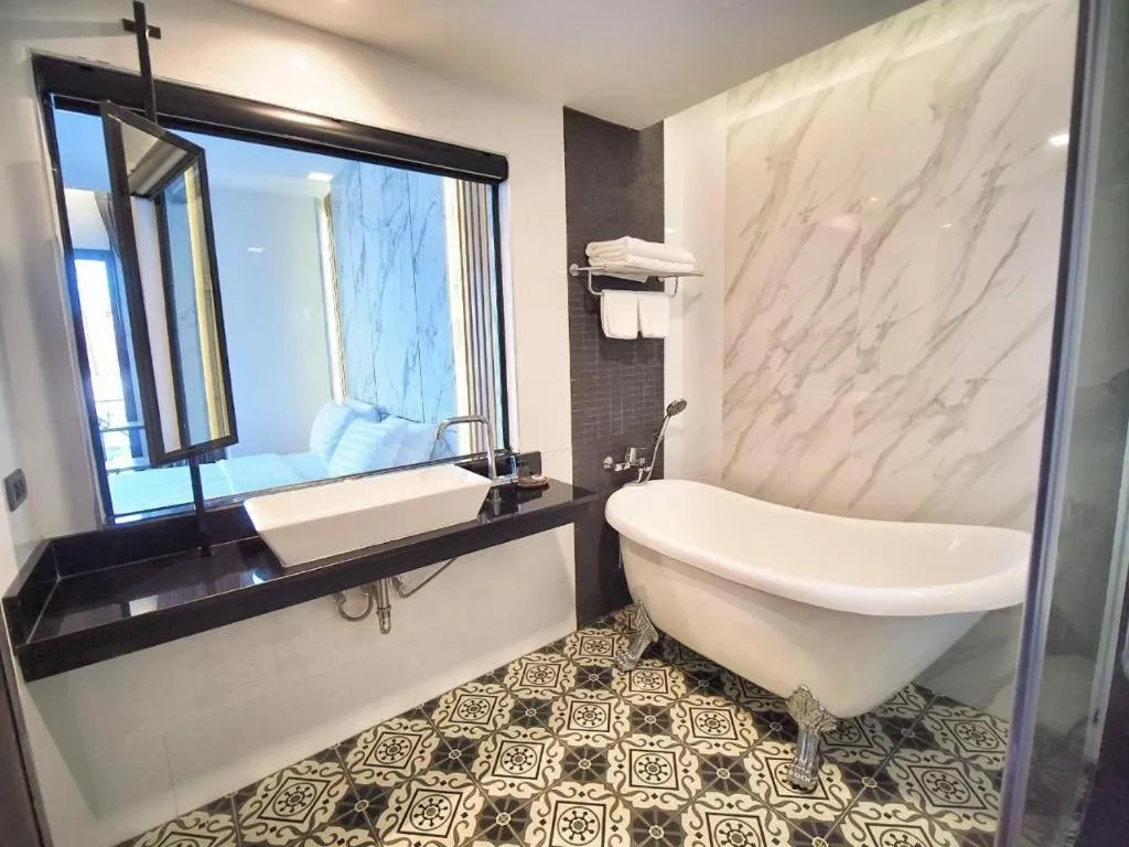 Sleep with me Pattaya