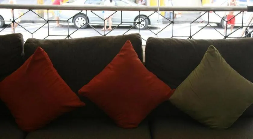 Sampaguita Suites Plaza Garcia